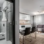 Rentplanet - Apartamenty Atal Tower